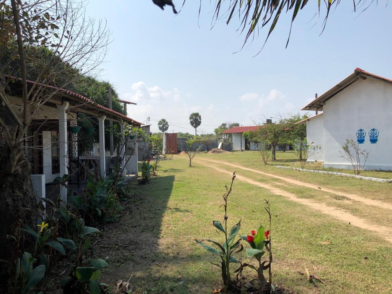 Bliss Bay Nilaveli Hotel Buitenkant foto